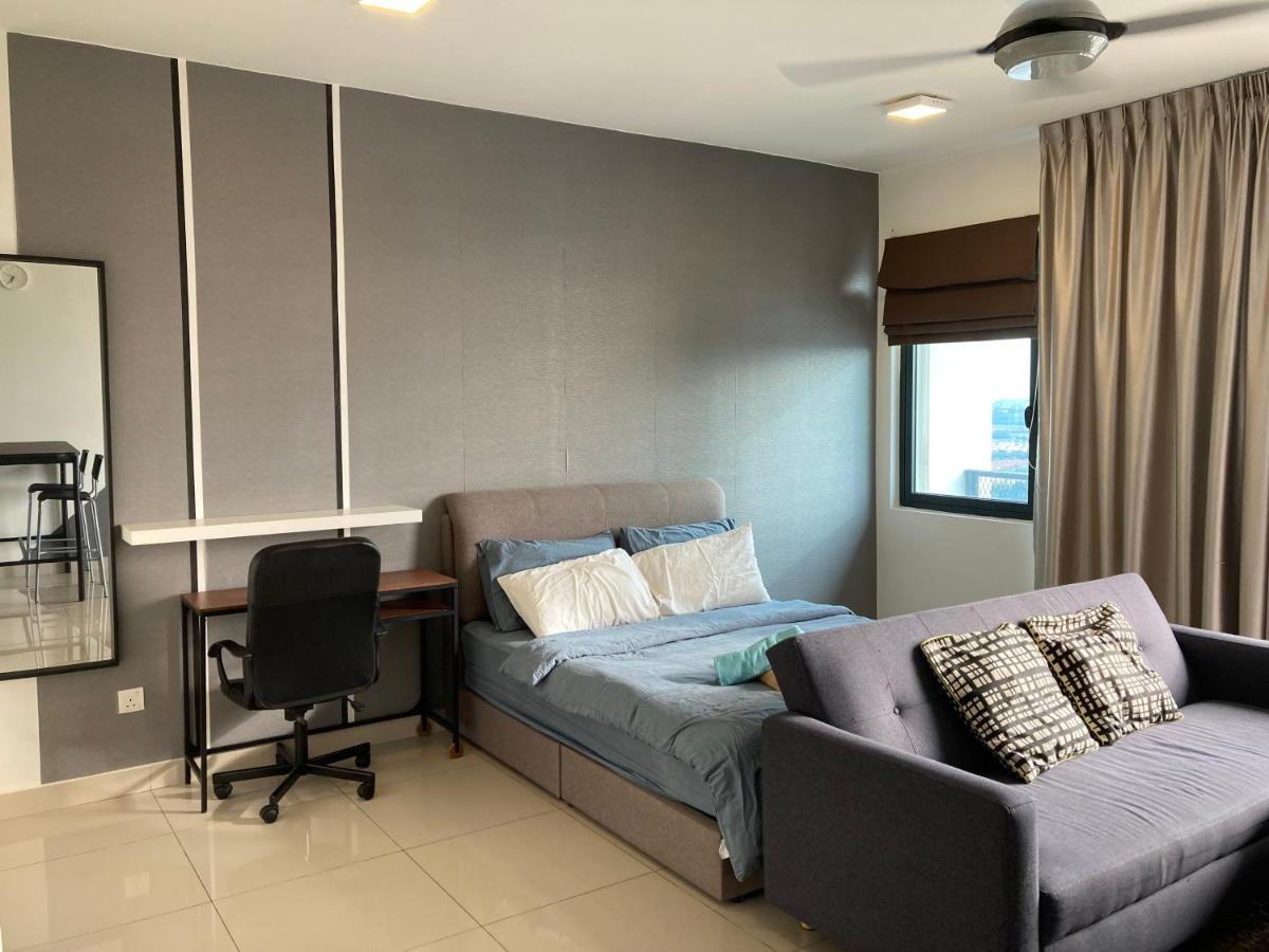 Warm Stay At Trefoil Setia Alam Ngoại thất bức ảnh