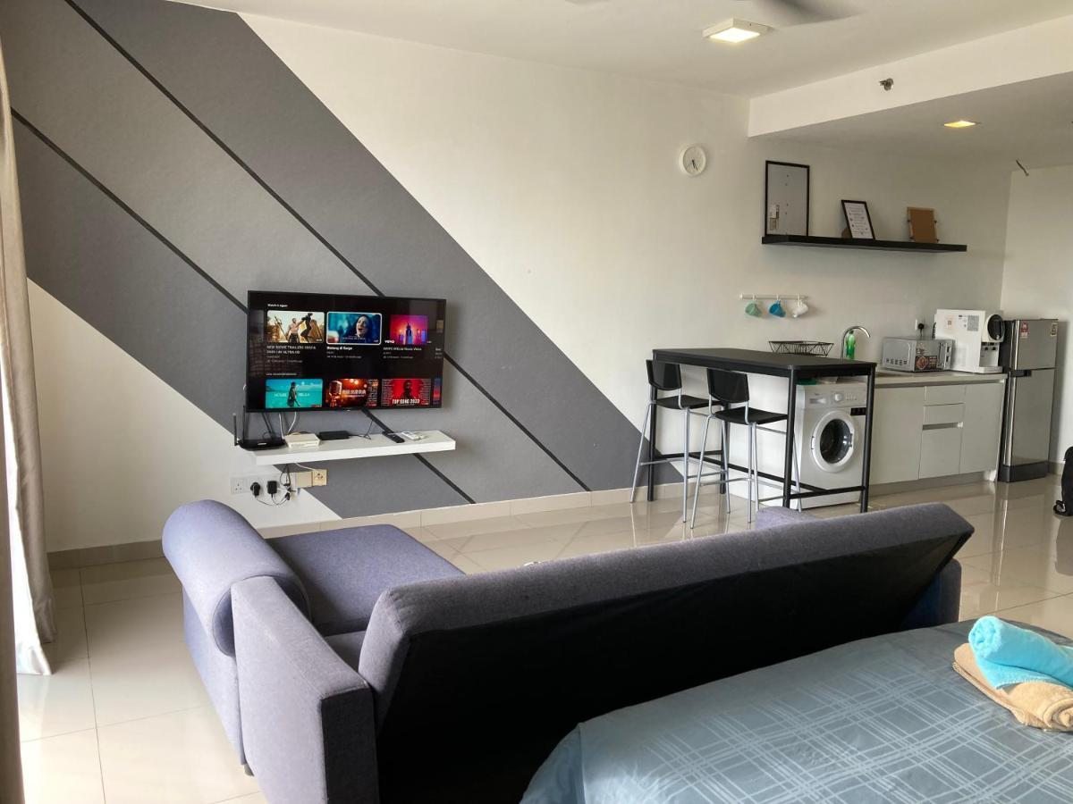 Warm Stay At Trefoil Setia Alam Ngoại thất bức ảnh