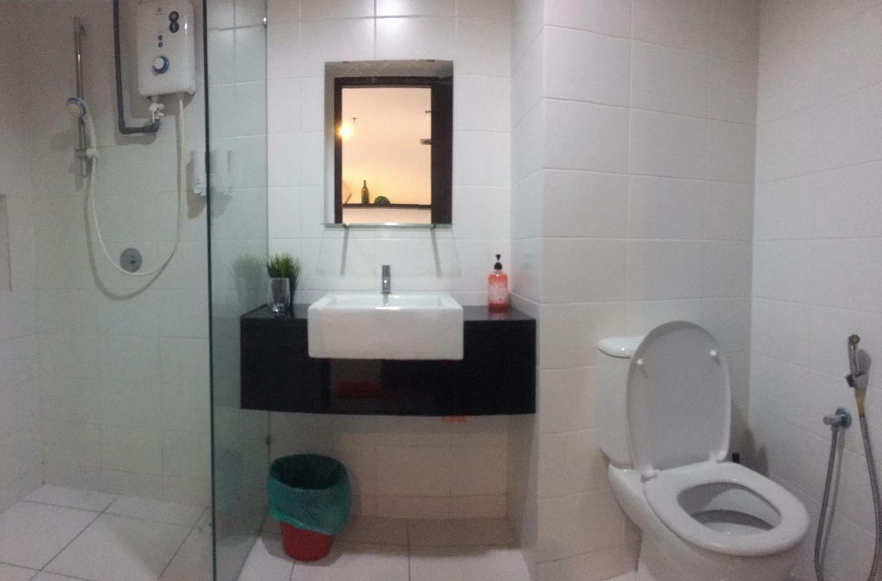 Warm Stay At Trefoil Setia Alam Ngoại thất bức ảnh