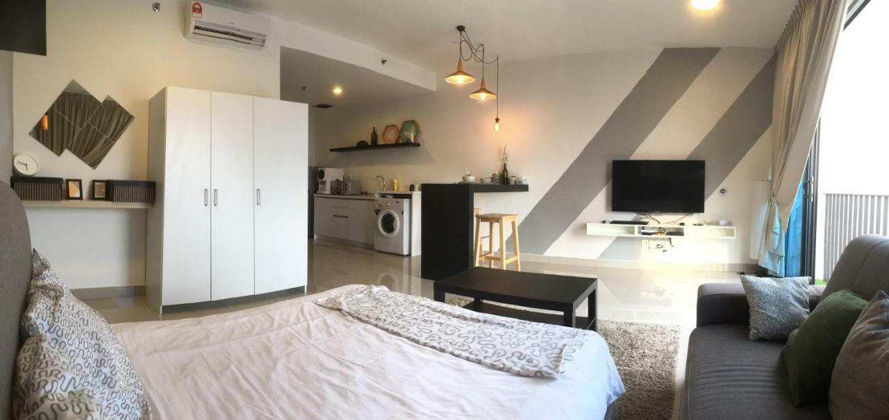 Warm Stay At Trefoil Setia Alam Ngoại thất bức ảnh